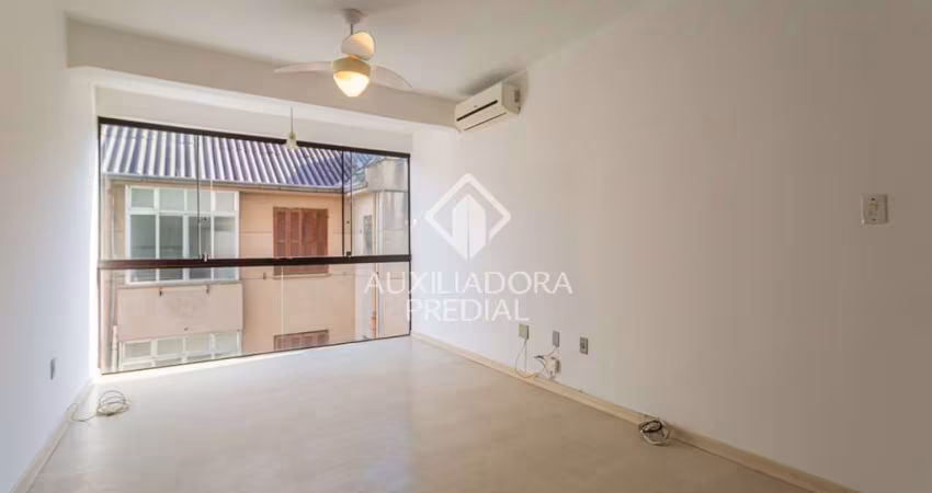 Apartamento com 3 quartos à venda na Rua Visconde de Inhauma, 21, Azenha, Porto Alegre