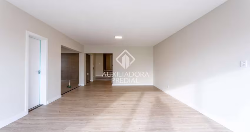 Apartamento com 3 quartos à venda na Rua Coronel Corte Real, 797, Petrópolis, Porto Alegre