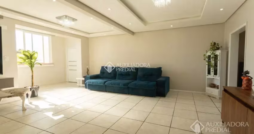 Apartamento com 4 quartos à venda na Avenida São Pedro, 944, São Geraldo, Porto Alegre