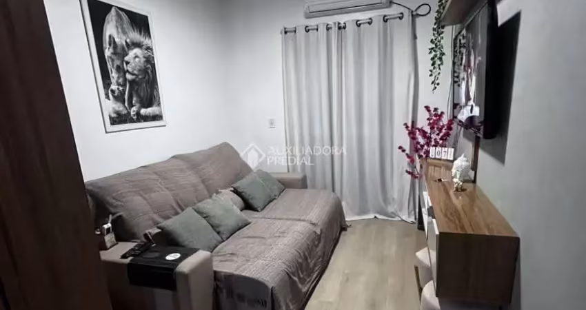 Apartamento com 2 quartos à venda na Rua Cento e Quarenta e Dois, 155, Jardim Algarve, Alvorada
