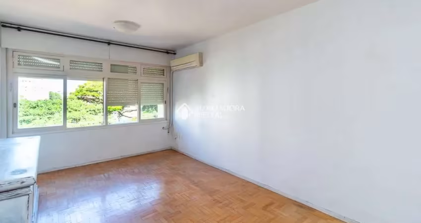 Apartamento com 3 quartos para alugar na Rua Dário Pederneiras, 588, Petrópolis, Porto Alegre