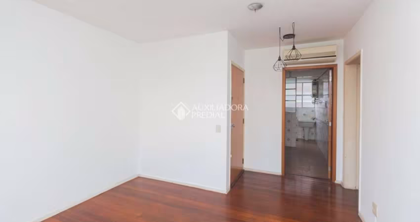 Apartamento com 2 quartos para alugar na Rua Felipe de Oliveira, 752, Petrópolis, Porto Alegre