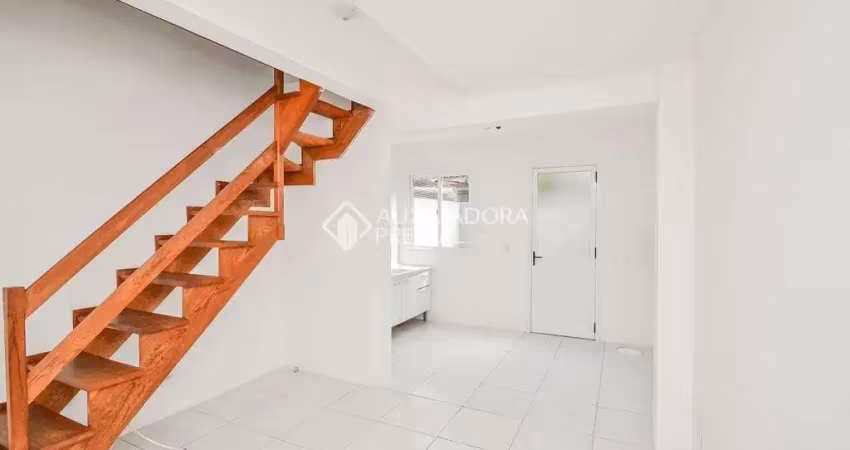 Casa em condomínio fechado com 2 quartos para alugar na Rua Dorival Castilhos Machado, 116, Hípica, Porto Alegre