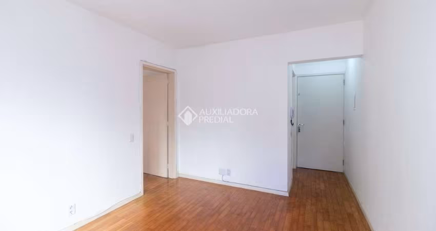 Apartamento com 1 quarto para alugar na Rua General Vitorino, 267, Centro Histórico, Porto Alegre