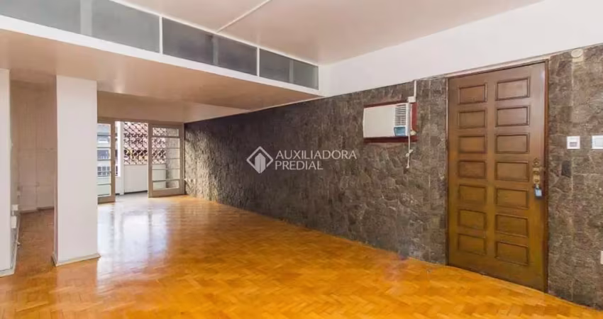 Apartamento com 3 quartos para alugar na Rua Coronel Fernando Machado, 851, Centro Histórico, Porto Alegre