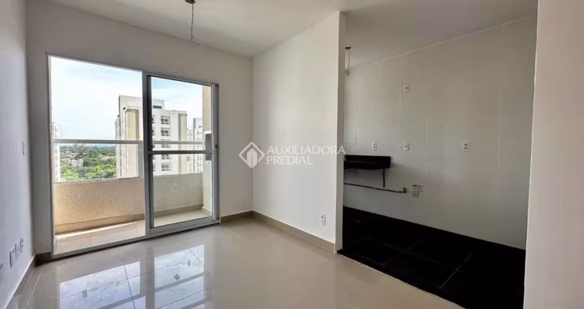 Apartamento com 2 quartos para alugar na Avenida Protásio Alves, 8046, Alto Petrópolis, Porto Alegre