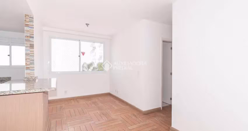 Apartamento com 2 quartos para alugar na Rua Coronel Massot, 1229, Camaquã, Porto Alegre