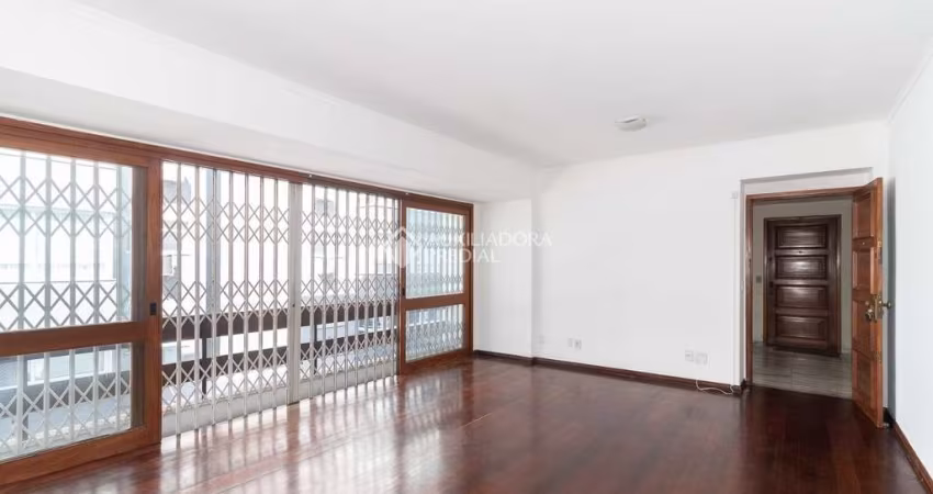 Apartamento com 3 quartos para alugar na Rua Professor Cristiano Fischer, 336, Petrópolis, Porto Alegre