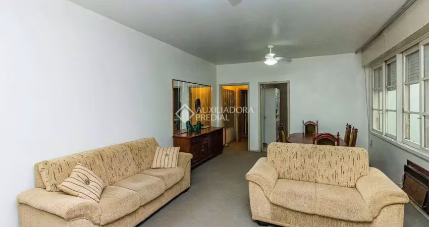 Apartamento com 3 quartos para alugar na Rua Vieira de Castro, 193, Santana, Porto Alegre