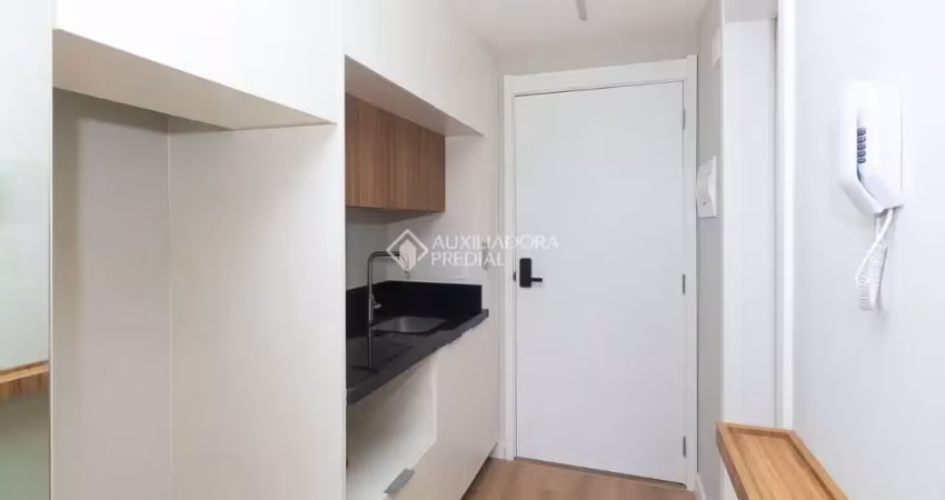 Loft com 1 quarto para alugar na Rua Casemiro de Abreu, 576, Bela Vista, Porto Alegre