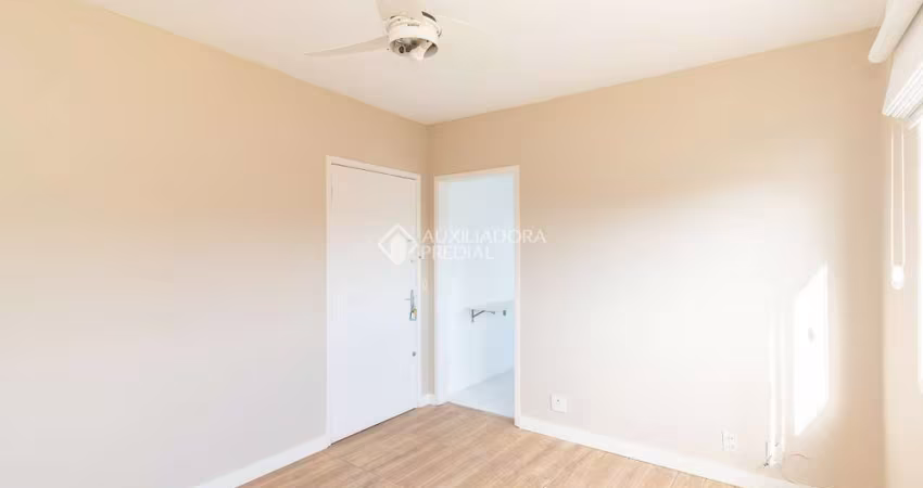 Apartamento com 1 quarto para alugar na Rua Victor Silva, 272, Camaquã, Porto Alegre