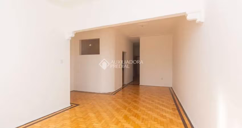 Apartamento com 3 quartos para alugar na Rua Doutor Alcides Cruz, 465, Santa Cecília, Porto Alegre