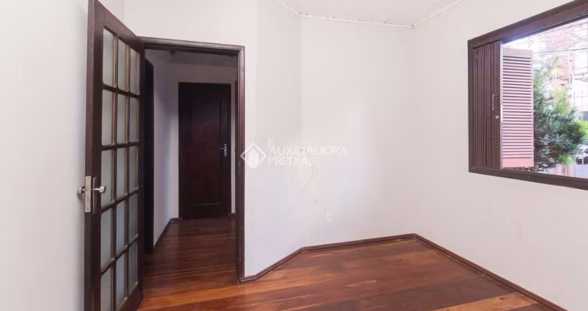 Casa em condomínio fechado com 4 quartos para alugar na Rua Valparaíso, 993, Jardim Botânico, Porto Alegre
