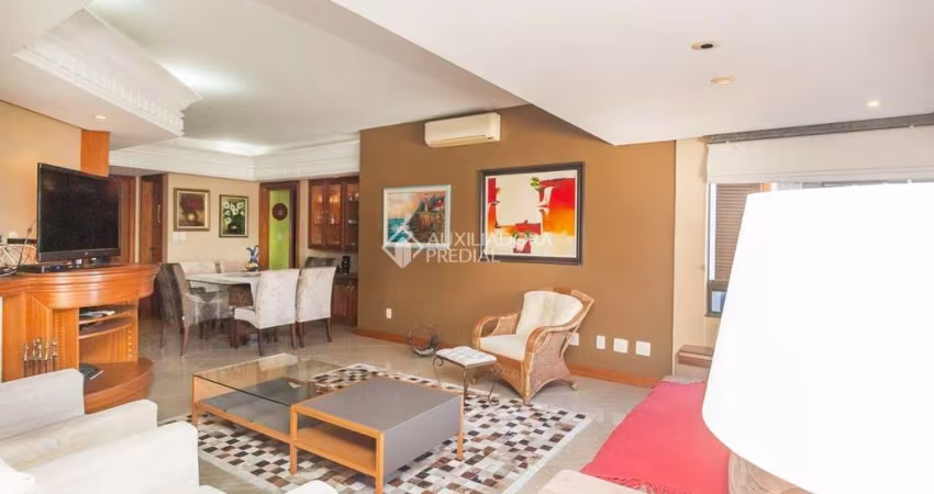 Apartamento com 3 quartos para alugar na Rua Carvalho Monteiro, 257, Petrópolis, Porto Alegre