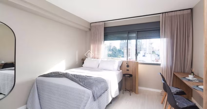 Loft com 1 quarto para alugar na Rua Casemiro de Abreu, 576, Bela Vista, Porto Alegre