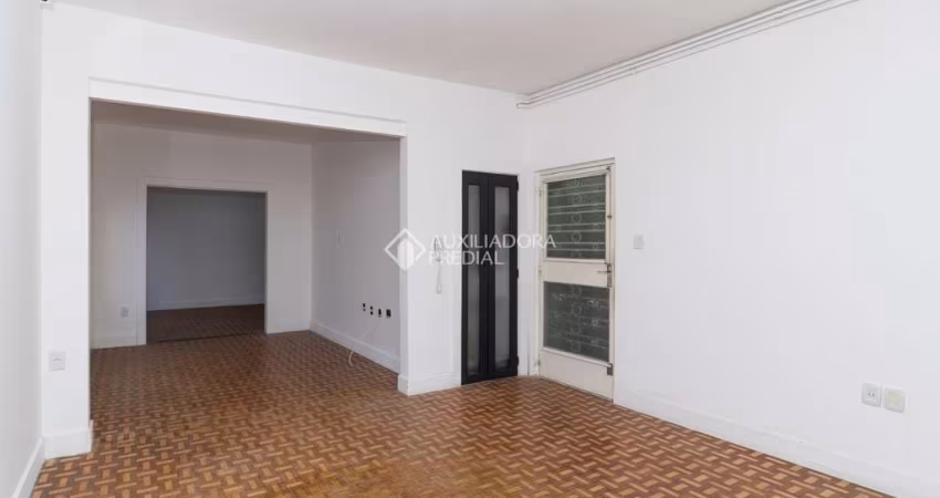 Apartamento com 1 quarto para alugar na Avenida Protásio Alves, 1328, Rio Branco, Porto Alegre