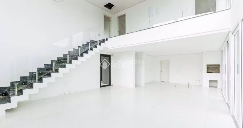 Casa em condomínio fechado com 4 quartos para alugar na Estrada das Três Meninas, 2000, Vila Nova, Porto Alegre