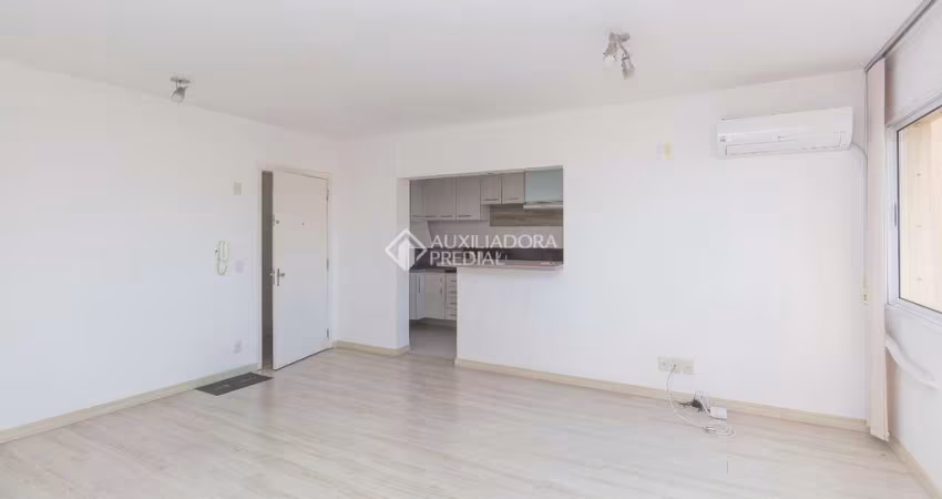 Apartamento com 2 quartos para alugar na Avenida Bento Gonçalves, 1515, Partenon, Porto Alegre
