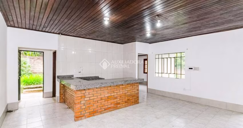 Casa em condomínio fechado com 3 quartos para alugar na Estrada Maria Altina, 155, Hípica, Porto Alegre