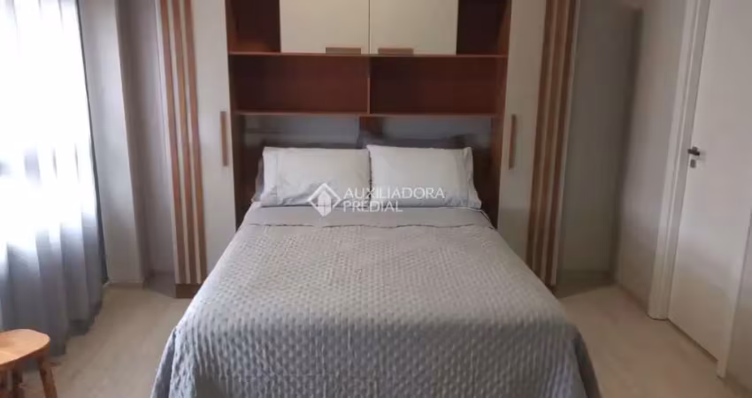 Loft com 1 quarto para alugar na Cassilda Flora Zaffari, 60, Teresópolis, Porto Alegre