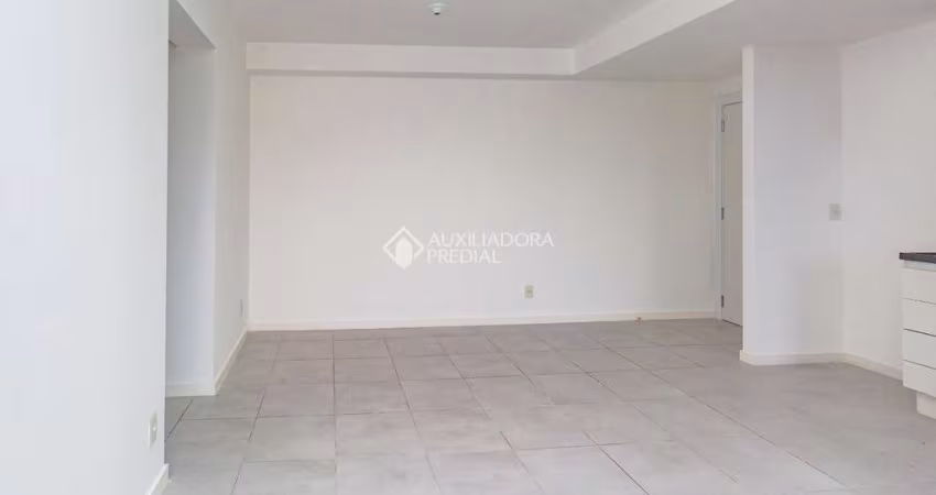 Apartamento com 2 quartos para alugar na Rua Capitão Pedro Werlang, 1066, Partenon, Porto Alegre