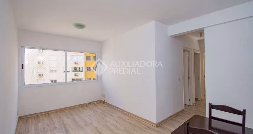 Apartamento com 3 quartos para alugar na Avenida Bento Gonçalves, 1515, Partenon, Porto Alegre