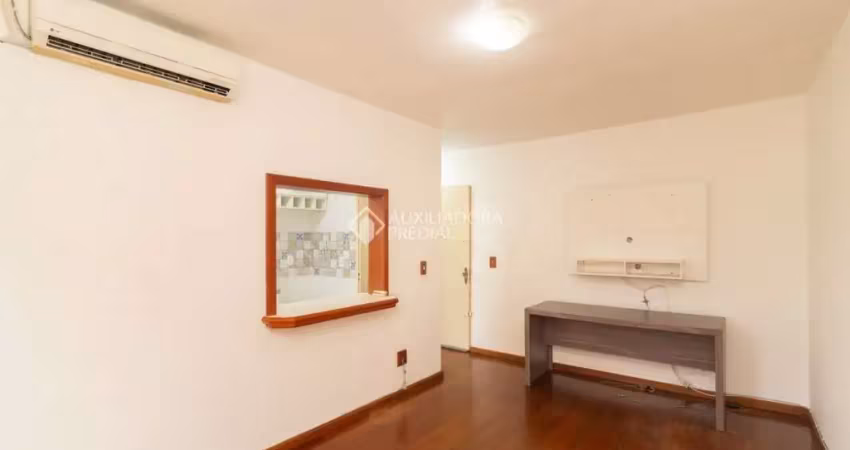Apartamento com 1 quarto para alugar na Rua Oscar Schneider, 504, Medianeira, Porto Alegre