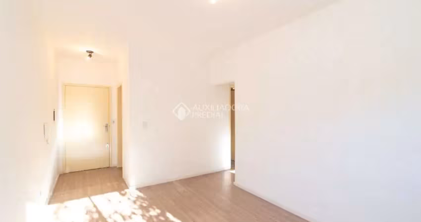 Apartamento com 2 quartos para alugar na Avenida Ipiranga, 8437, Partenon, Porto Alegre