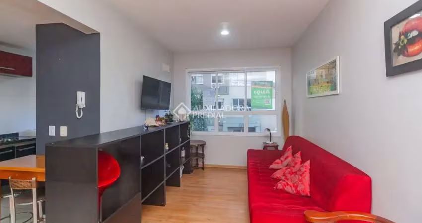 Apartamento com 2 quartos para alugar na Rua Attílio Bilibio, 251, Jardim Carvalho, Porto Alegre