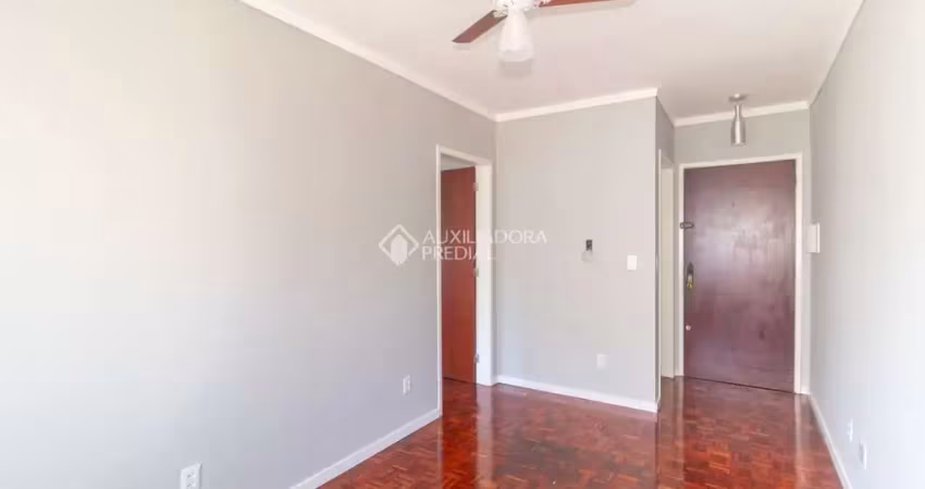 Apartamento com 1 quarto para alugar na Avenida Arnaldo Bohrer, 119, Teresópolis, Porto Alegre