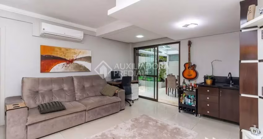 Apartamento com 3 quartos para alugar na Rua Leopoldo Bier, 608, Santana, Porto Alegre