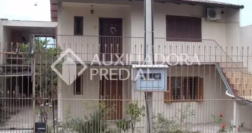 Casa em condomínio fechado com 3 quartos para alugar na Rua Egon Frederico Becker, 183, Protásio Alves, Porto Alegre