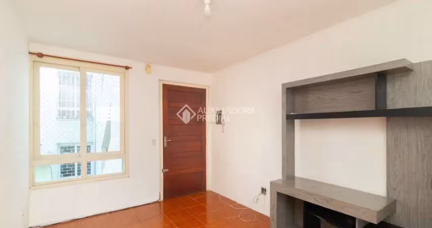 Apartamento com 2 quartos para alugar na Rua Padre João Batista Reus, 3347, Camaquã, Porto Alegre