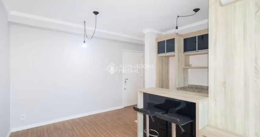 Apartamento com 2 quartos para alugar na Rua Marechal Mesquita, 581, Teresópolis, Porto Alegre