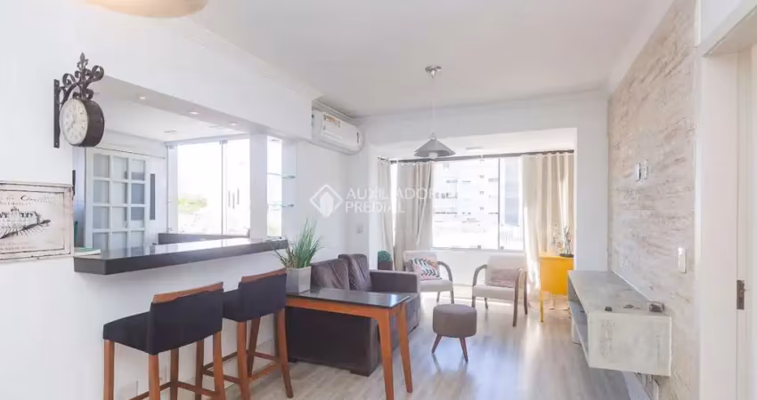 Apartamento com 2 quartos para alugar na Rua Guilherme Alves, 537, Partenon, Porto Alegre