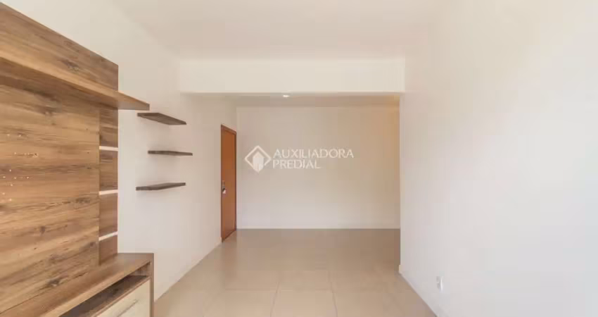 Apartamento com 3 quartos para alugar na Rua Joaquim de Carvalho, 700, Vila Nova, Porto Alegre
