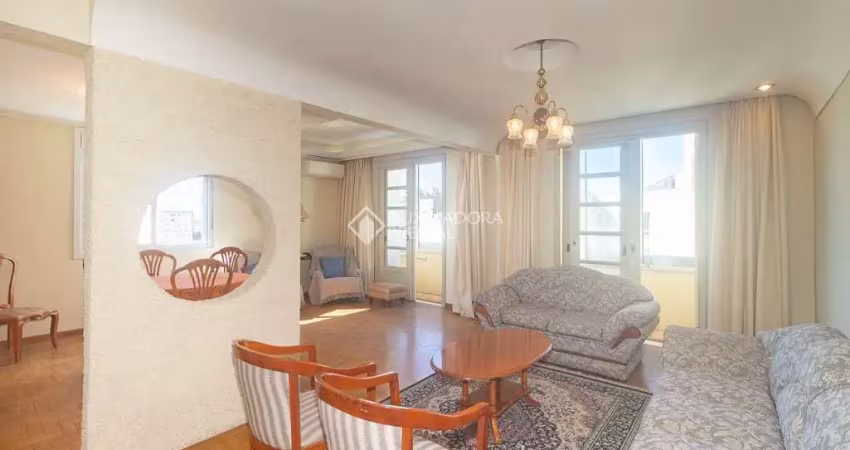 Apartamento com 3 quartos para alugar na Rua Duque de Caxias, 840, Centro Histórico, Porto Alegre