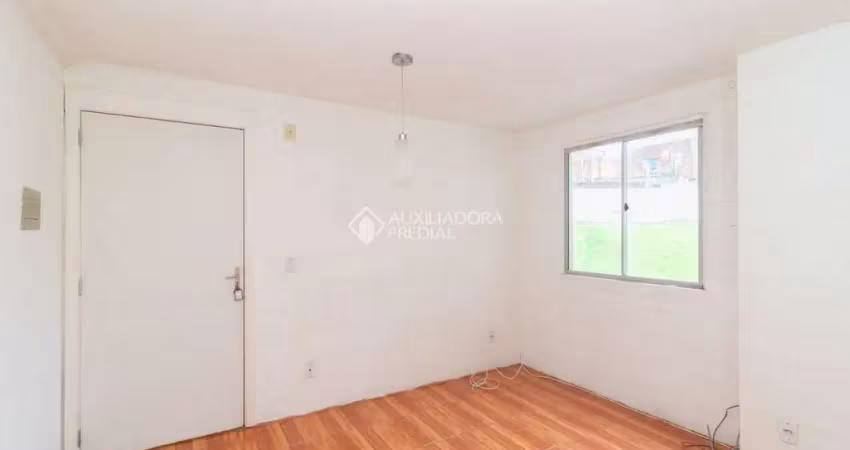 Apartamento com 2 quartos para alugar na Beco Império, 241, Vila Nova, Porto Alegre