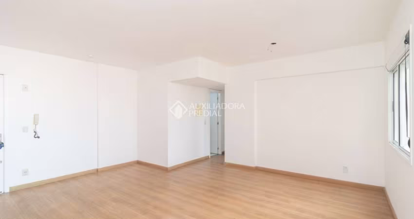 Apartamento com 2 quartos para alugar na Avenida Bento Gonçalves, 1515, Partenon, Porto Alegre