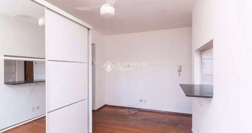 Apartamento com 1 quarto para alugar na Rua Ângelo Crivellaro, 440, Jardim do Salso, Porto Alegre