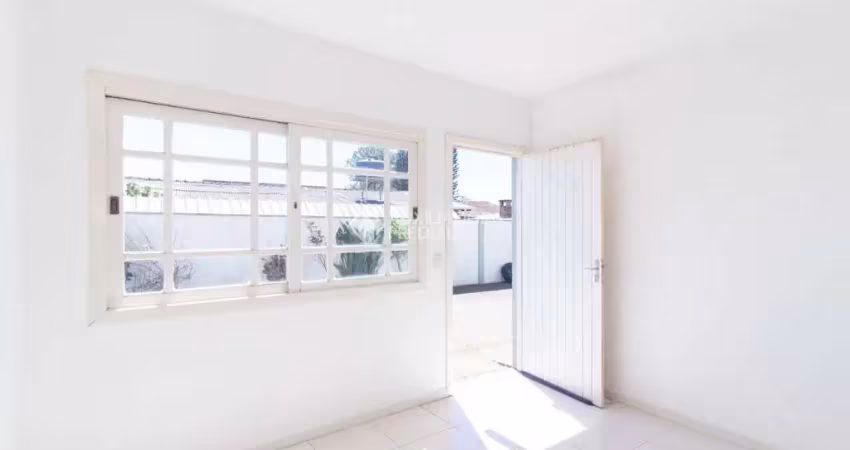 Casa em condomínio fechado com 3 quartos para alugar na Estrada Jorge Pereira Nunes, 485, Campo Novo, Porto Alegre