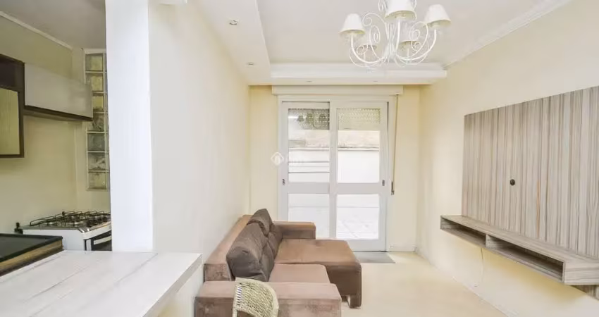 Apartamento com 2 quartos para alugar na Avenida Coronel Gastão Haslocher Mazeron, 129, Medianeira, Porto Alegre