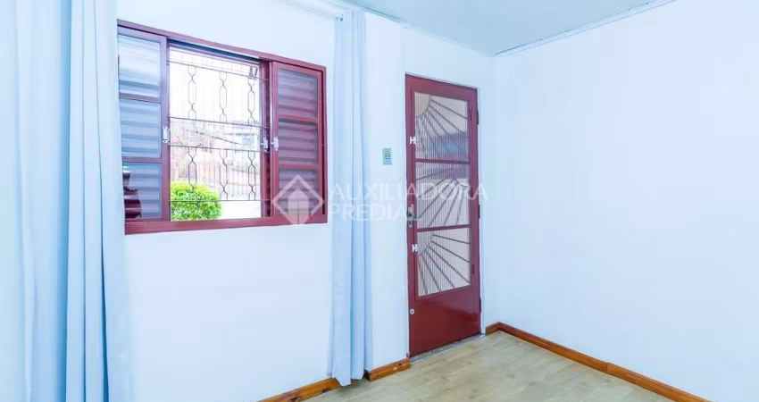 Casa em condomínio fechado com 2 quartos para alugar na Via de Acesso Nove, 2, Jardim Carvalho, Porto Alegre