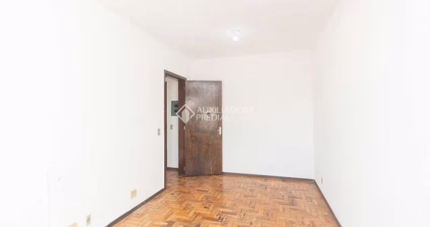 Apartamento com 1 quarto para alugar na Travessa João Jorge Thofhern, 15, Vila Ipiranga, Porto Alegre