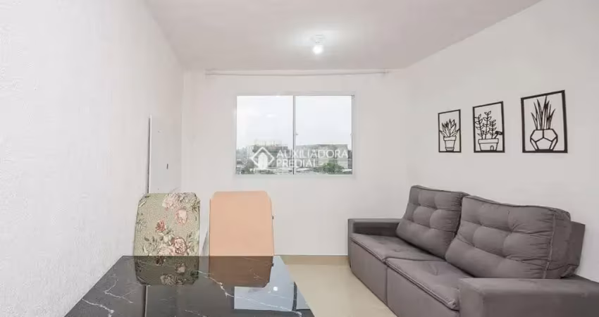 Apartamento com 2 quartos para alugar na Rua Sabino Pereira Nunes, 931, Restinga, Porto Alegre