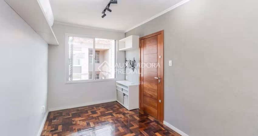 Apartamento com 3 quartos para alugar na Rua Gomes de Freitas, 185, Jardim Itu Sabará, Porto Alegre