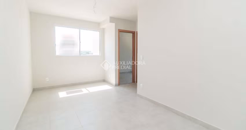 Apartamento com 2 quartos para alugar na Rua Reverendo Olavo Nunes, 270, Parque Santa Fé, Porto Alegre