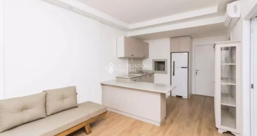 Apartamento com 2 quartos para alugar na Avenida Praia de Belas, 2050, Praia de Belas, Porto Alegre