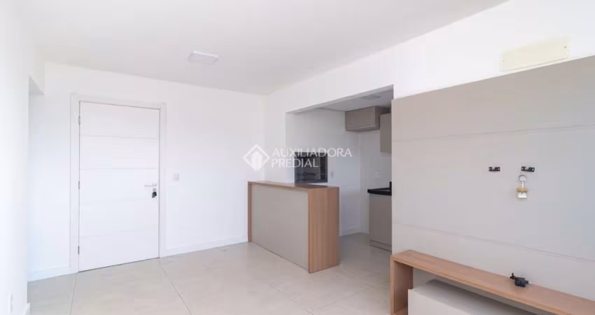 Apartamento com 2 quartos para alugar na Rua Joaquim Cruz, 300, Santo Antônio, Porto Alegre
