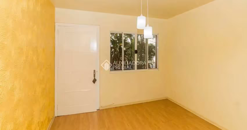 Casa em condomínio fechado com 3 quartos para alugar na Avenida José Aloísio Filho, 801, Humaitá, Porto Alegre